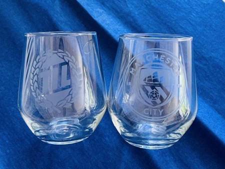 Etset fotball lag glass